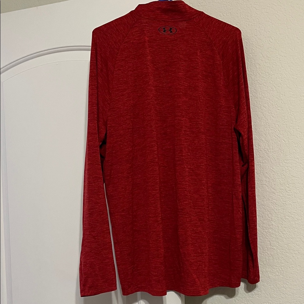 Under Armour Men's Crimson Long Sleeve Tee - Picture 4 of 4